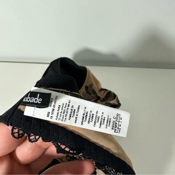 Aubade Lovessense Noir Black and Nude Lace Bra - Picture 8 of 10